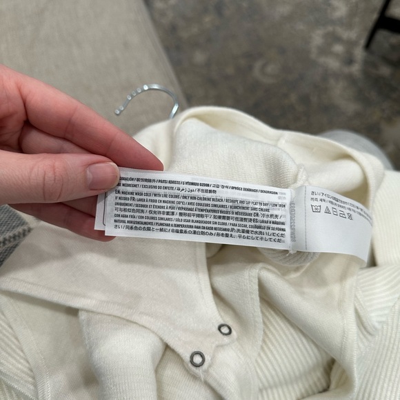 Abercrombie and Fitch cream bodysuit - Picture 6 of 6